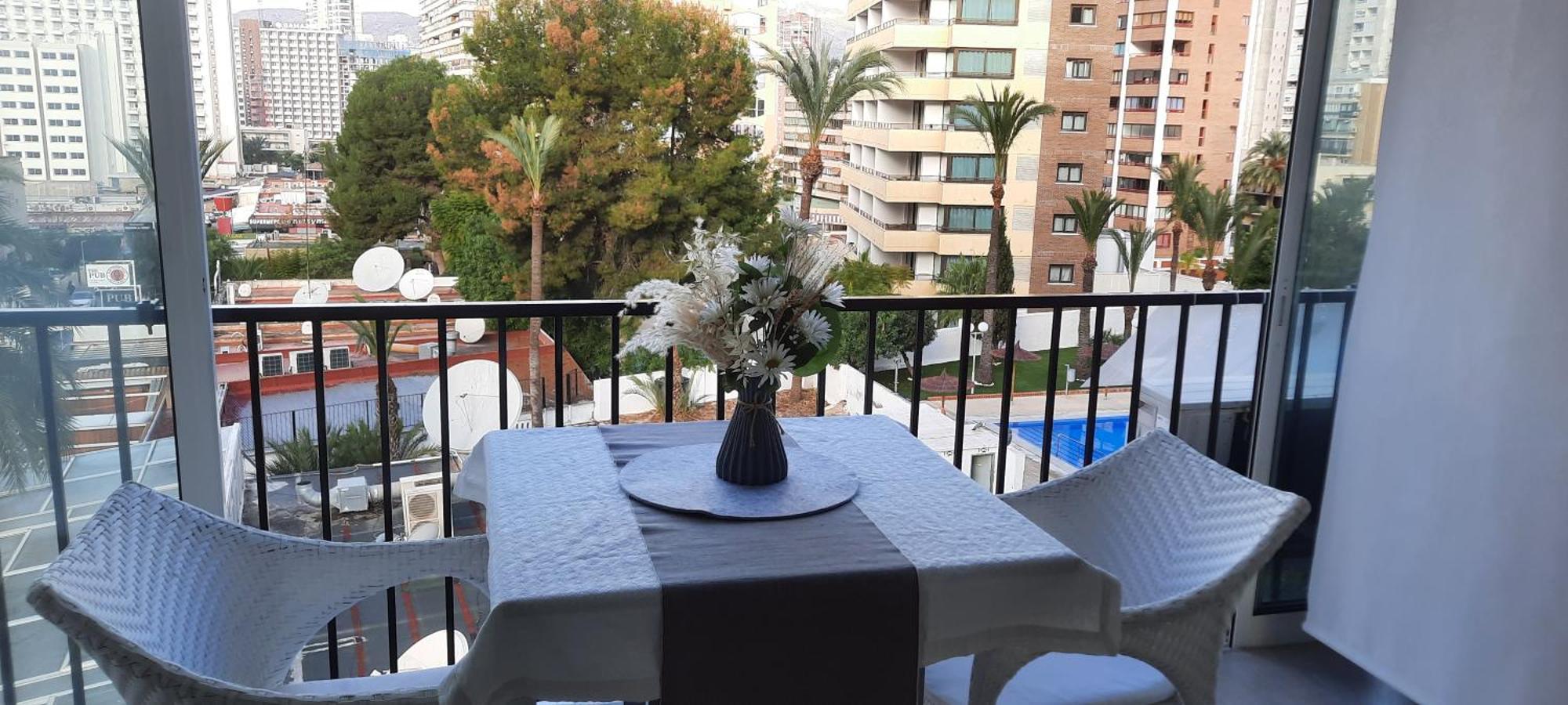 Happy Loix Wifi Aa Garage Pool Apartment Benidorm Ngoại thất bức ảnh